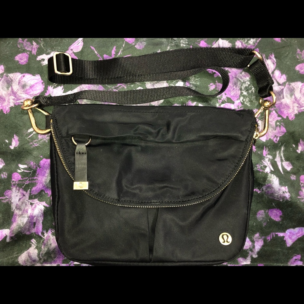 Lululemon all night festival bag